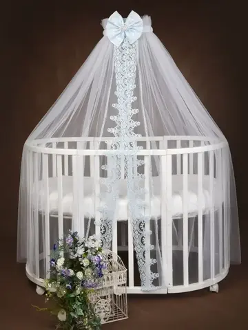 Балдахин с кружевом и брошью "Версаль"