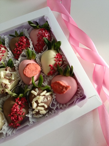 Клубника в шоколаде 