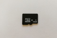 Карта памяти microSD 16 ГБ с USB адаптером