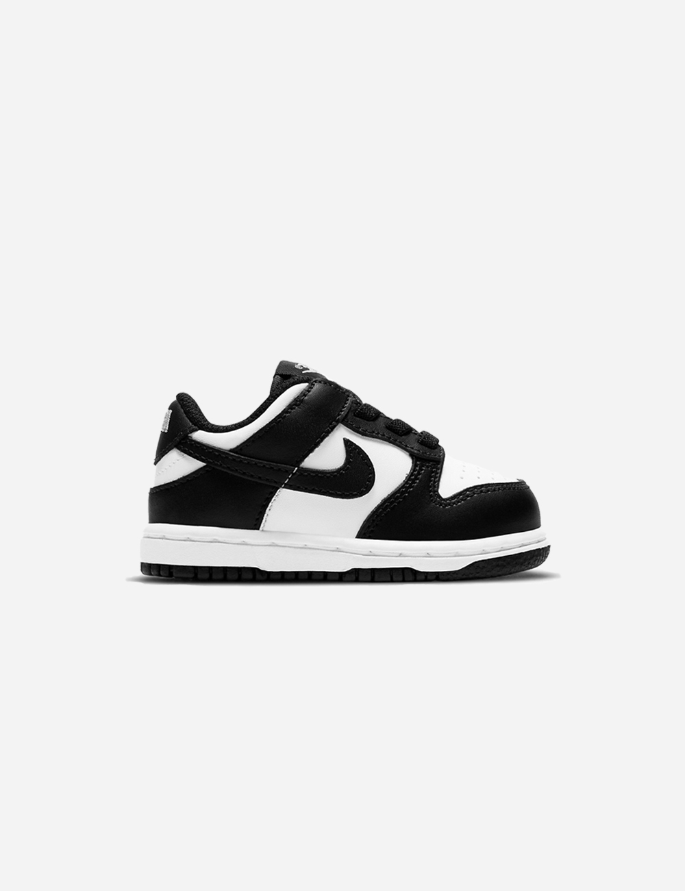nike dunk black and white junior