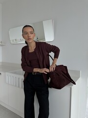 Кардиган из вискозы с шерстью бордовый