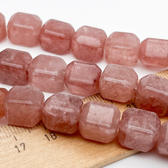 "Клубничный" кварц бусины, размер около 11,5*10 мм, цена за набор 8 шт (1/4 нити)