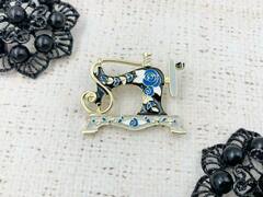 Брошь, р. 4х3 см