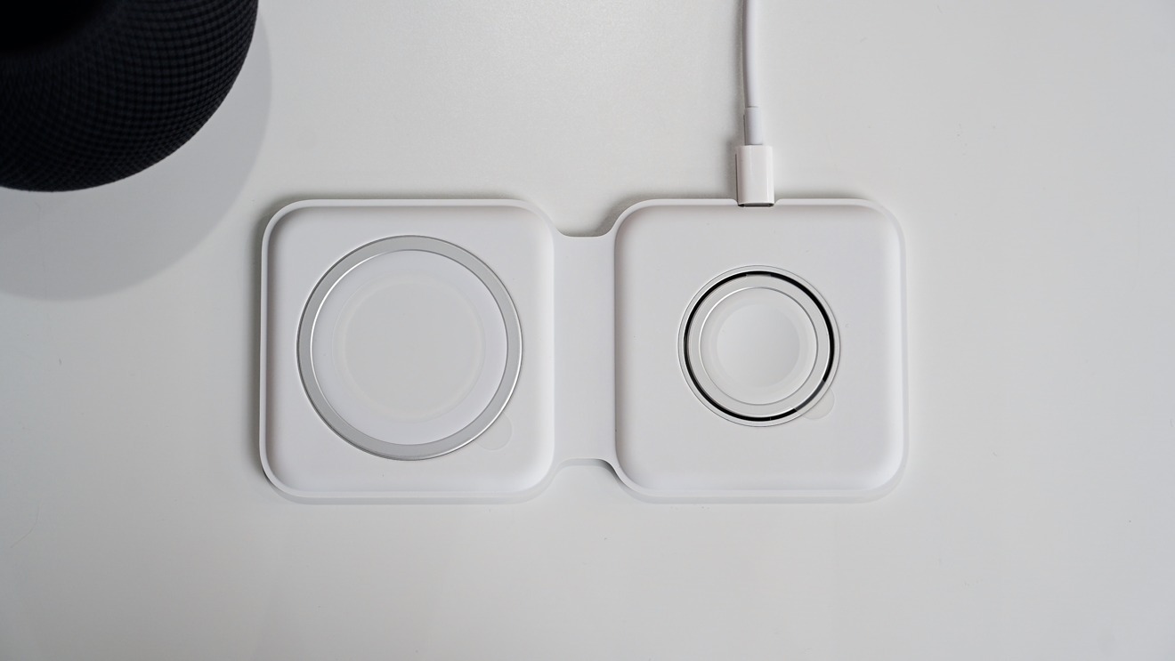 Беспроводное зарядное magsafe. Apple MAGSAFE Duo. Wireless Charger MAGSAFE Apple. Зарядное устройство Apple MAGSAFE Duo. Apple зарядка беспроводная зарядка MAGSAFE.