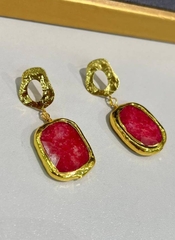 56451- Серьги с подвесками из красного граната