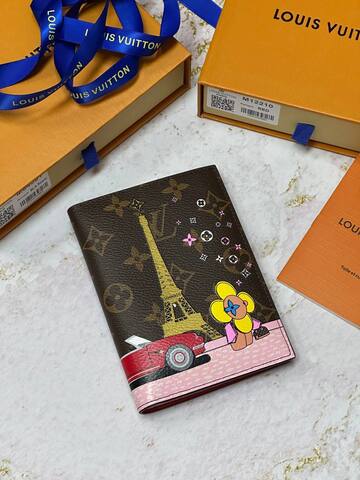 Обложка для паспорта Louis Vuitton Vivienne Holidays