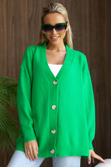 <p>Женский пуловер с V-образным вырезом на пуговицах в стиле "oversize". Удобный пуловер модной цветовой политры позволит Вам выглядеть красиво и добавит комфорта.&nbsp;</p>