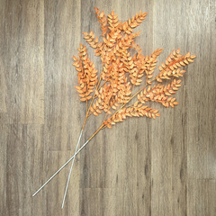 Ветка рябины оранжевая, свисающее растение, 91 см, набор 2 ветки.