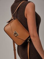 Сумка кожаная через плечо коричневый лист