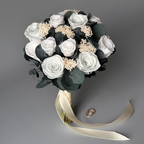 «Нежность» - букет невесты из стабилизированных цветов