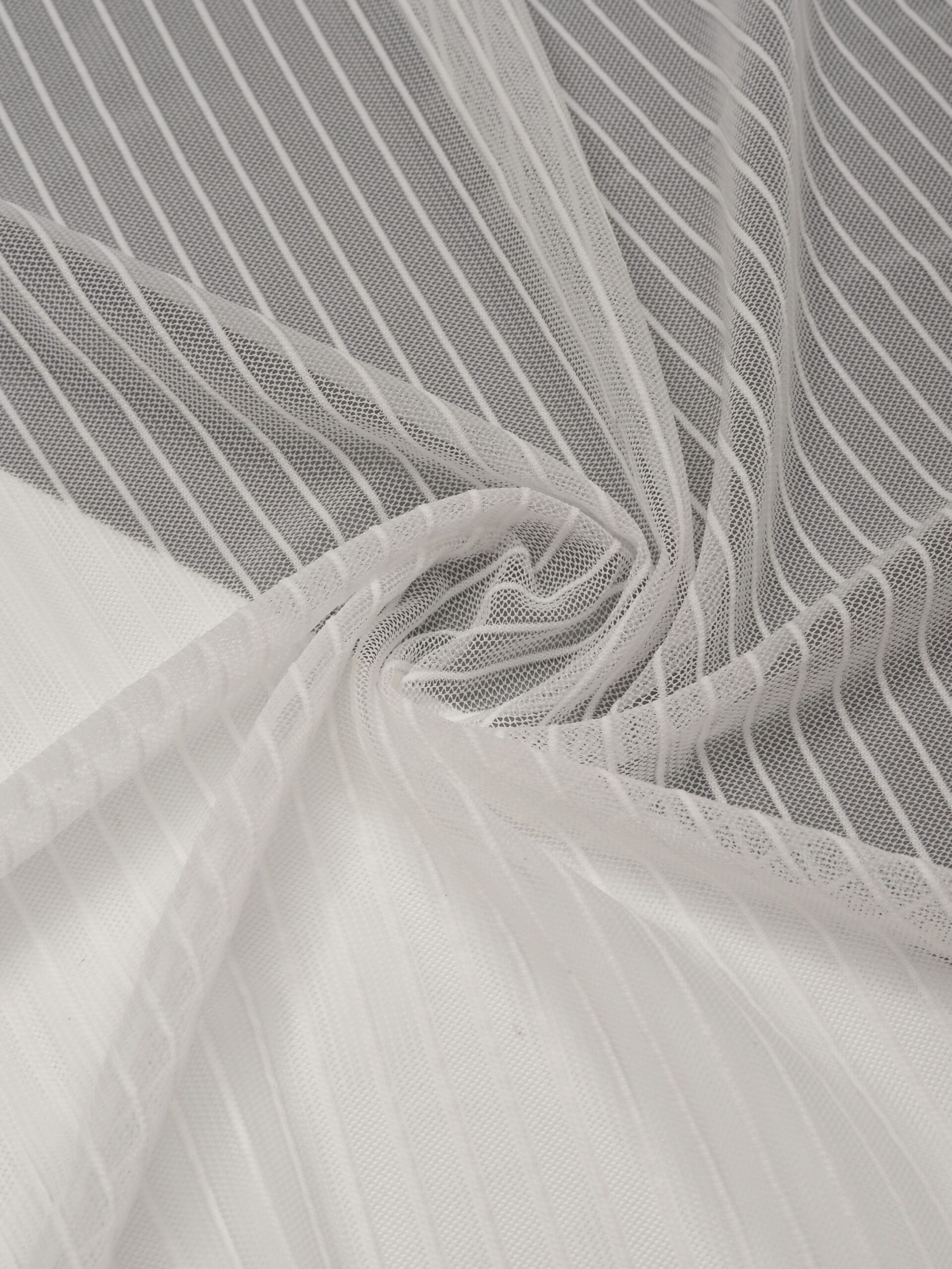 Сетка эластичная теплая белая в полоску метражом