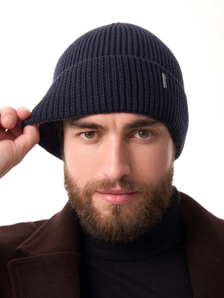 Шапка зимняя на флисе вязаная осень