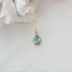 Подвеска Капля с голубым фианитом, 15*8 мм, позолота, П409