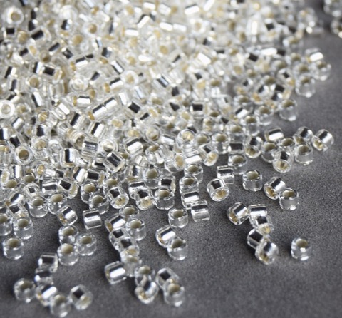 DBM-0041 Бисер цилиндрический Миюки делика 10/0 /Miyuki delica 10/0 Silver Lined Crystal