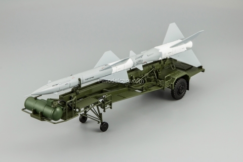 Transport-loading vehicle PR11 with rocket 20DSU khaki-gray DIP 1:43