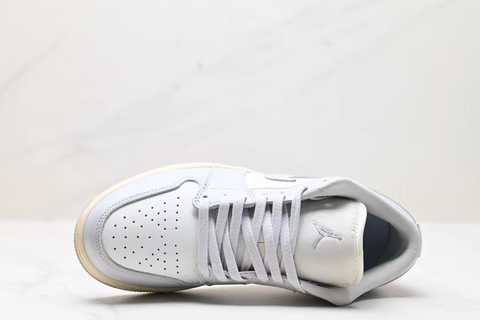 Air Jordan 1 Low 'Neutral Grey Coconut Milk' 