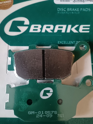 Тормозные колодки задние для мотоциклов Honda CB 400 (92-98) GM-01057S