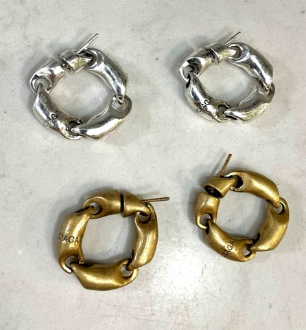 sergi-kongo-iz-zvenev-balenciaga-matovoe-zoloto-serebro