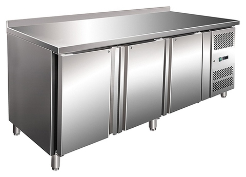 Стол холодильный Koreco GN/3100TN/W 1795х700х900 мм с бортом