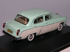 Moskvich-407 light green-beige 1958 IST027 IST Models 1:43