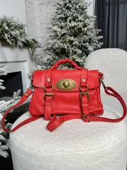 Женская сумка-сэтчел из натуральной винтажной кожи красного цвета