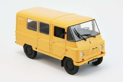 ZUK A-07 beige 1:43 DeAgostini Auto Legends USSR #202