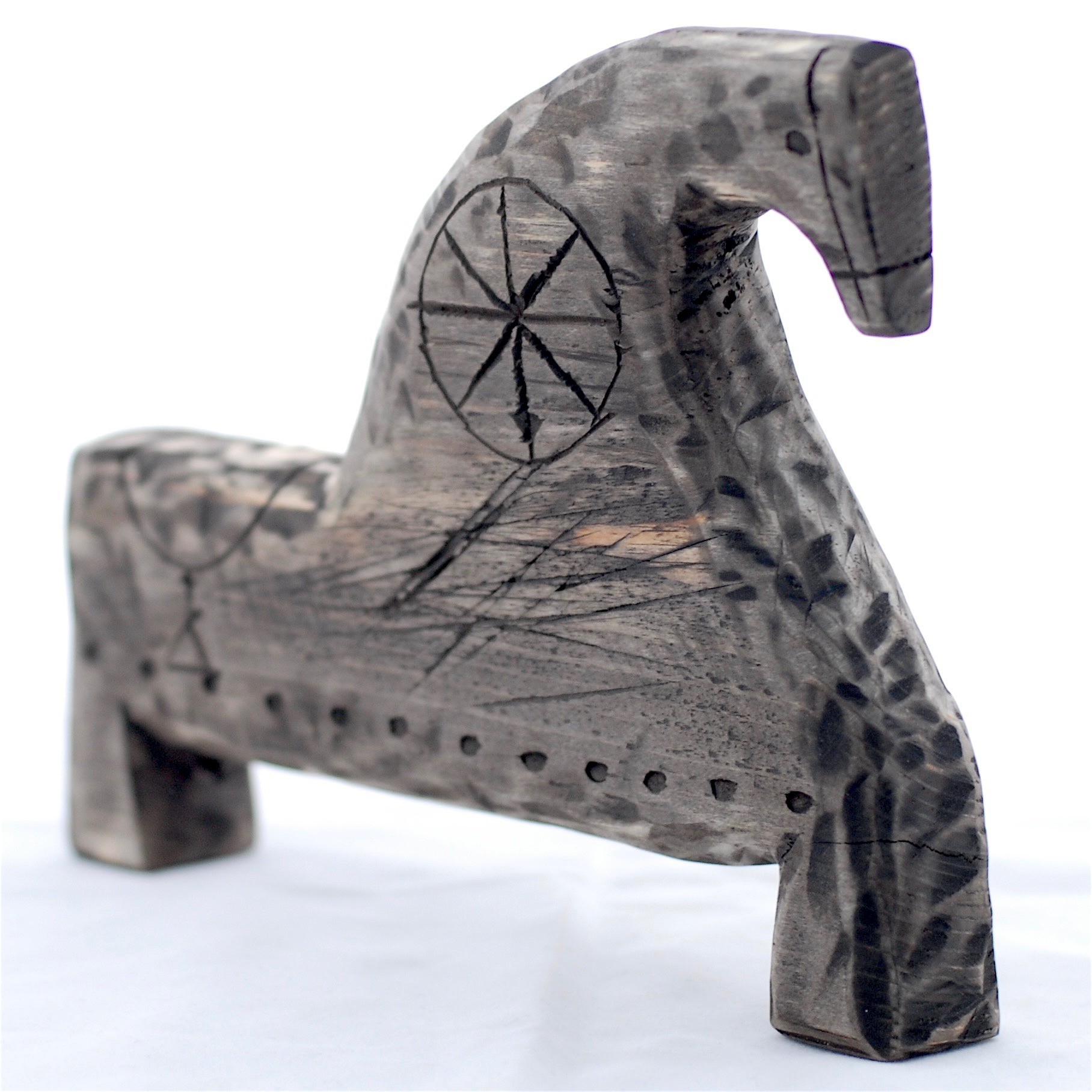 Польский коник. Деревянная лошадка. 3д модель кузнечика для 3д принтера. Коричневая лошадь. Порода лошадей тарпан.