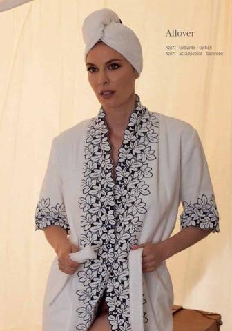 Халат махровый Luna di Giorno Allover 2871 01D белый с синим