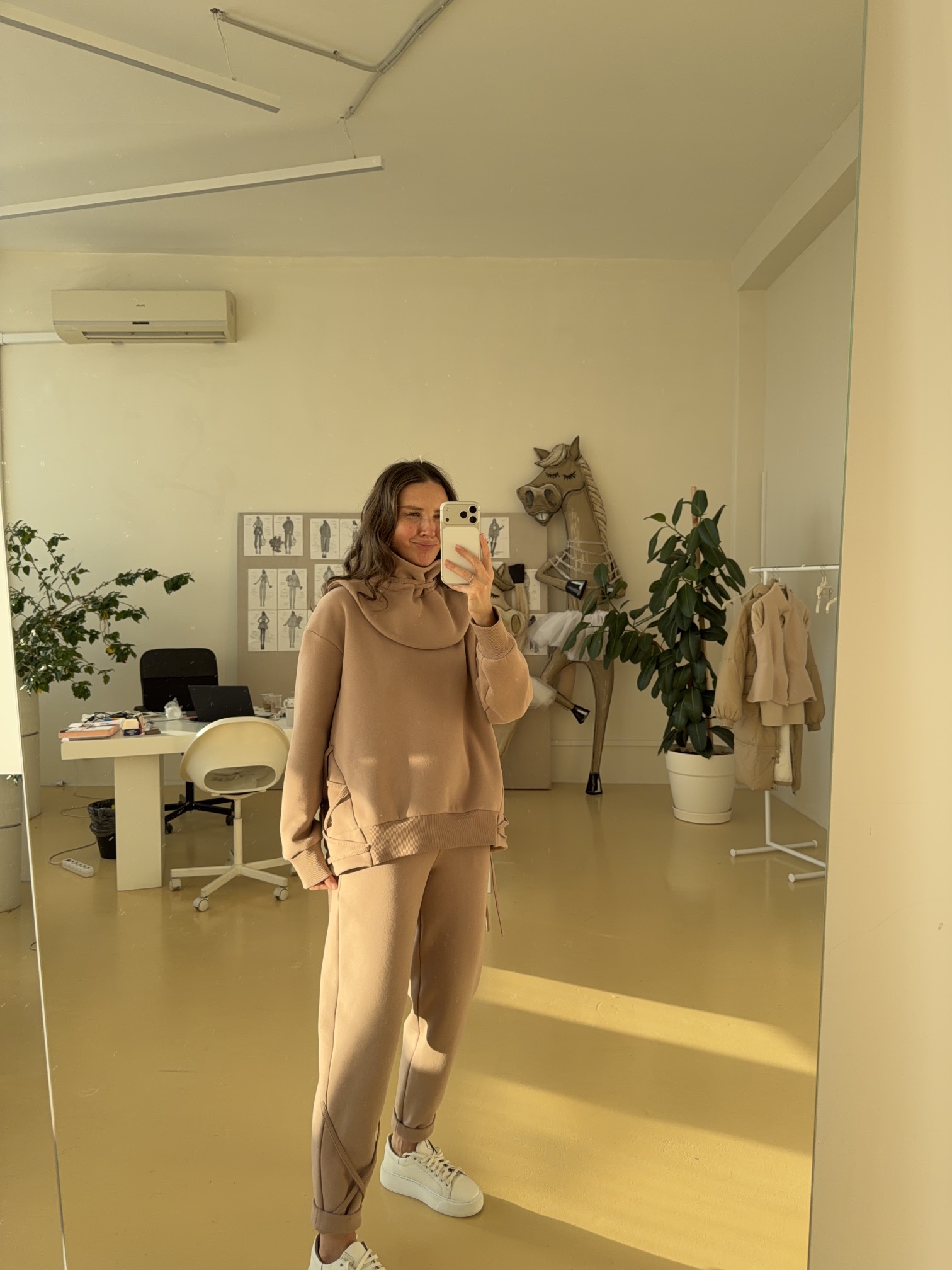 СВИТШОТ ЖЕНСКИЙ 