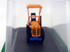 Tractor DT-20 crawler 1:43 Hachette #71