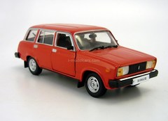 VAZ-2104 Lada red Autobahn 1:43