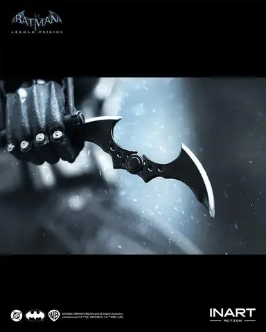 Фигурка Бэтмен Поврежденный в бою из игры Batman Arkham Origins 1/12