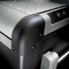Купить Компрессорный автохолодильник Dometic CoolFreeze CFX-65W от производителя недорого.