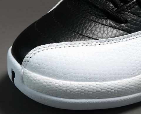 Air Jordan 12 'Playoff' 