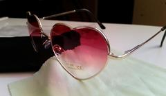 Солнцезащитные очки  в форме сердца