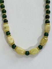 Кахолонг (бусы из натуральных камней)