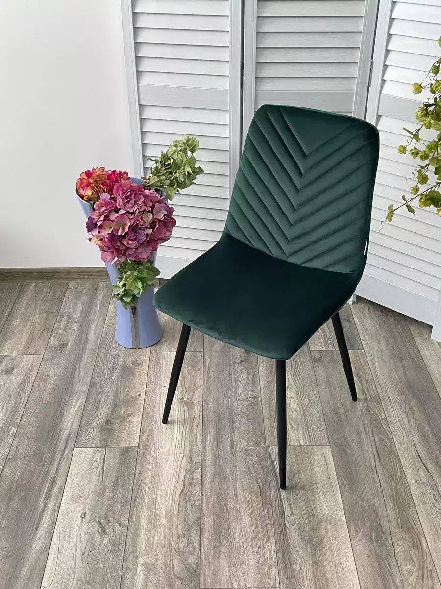 Стул DUKE BLUVEL-78 GREEN, велюр / черный каркас М-City