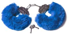 Шикарные синие меховые наручники с ключиками - 