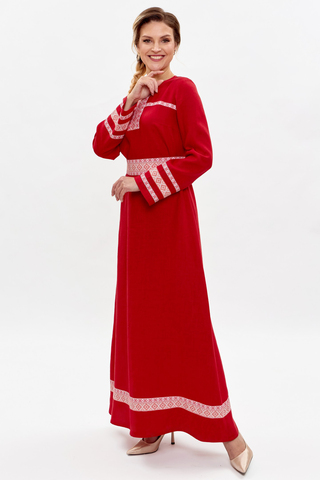 Красное льняное платье в русском стиле