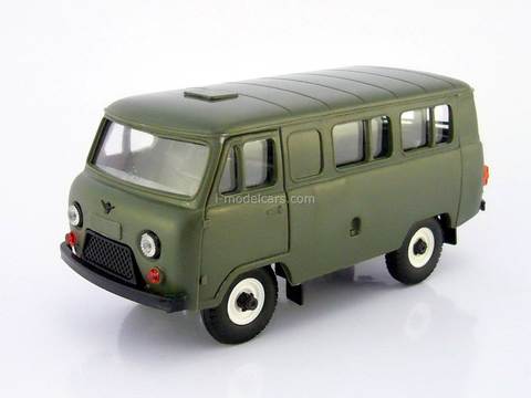 UAZ-3962 bus (plastic) khaki 1:43 Agat Mossar Tantal