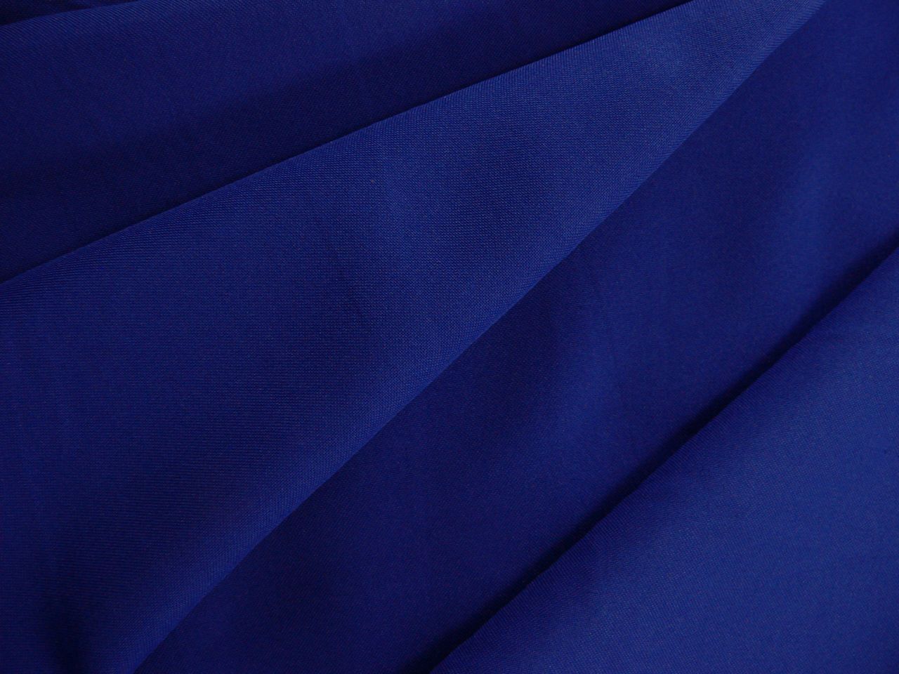 Полотно голубые. Габардин Фабрикс. Габардин ткань Василек. Габардин синий 19-3864 TPX. Габардин цвет Василек №708.