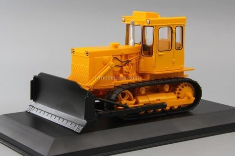 Tractor T-170 1:43 Hachette #101