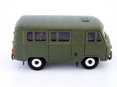 UAZ-3962 bus (plastic) khaki 1:43 Agat Mossar Tantal