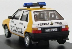 Skoda Favorit 136L Vojenska Dopravni Policie 1992 Abrex 1:43