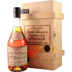 Коньяк Менар Ансестраль Резерв дё Фамий 30 лет