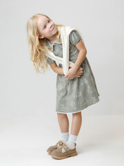 платье  для девочки  КР 5932/лесной туман,обитатели леса к581