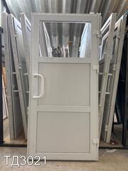 Дверь пластиковая входная Б/У 2030(в) x 970(ш)