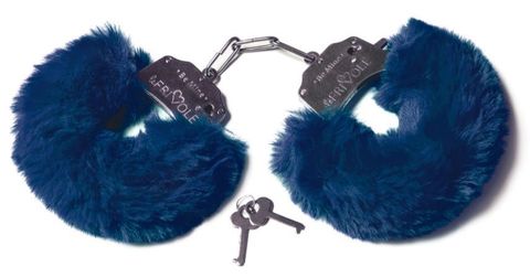 Шикарные темно-синие меховые наручники с ключиками - Le Frivole Be Mine 06207