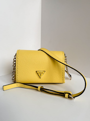 Сумка Guess кожаная