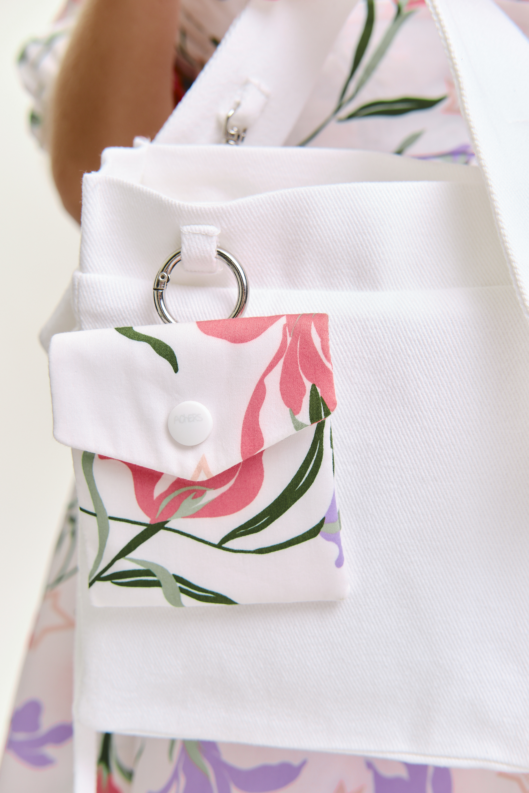 КАРТХОЛДЕР 